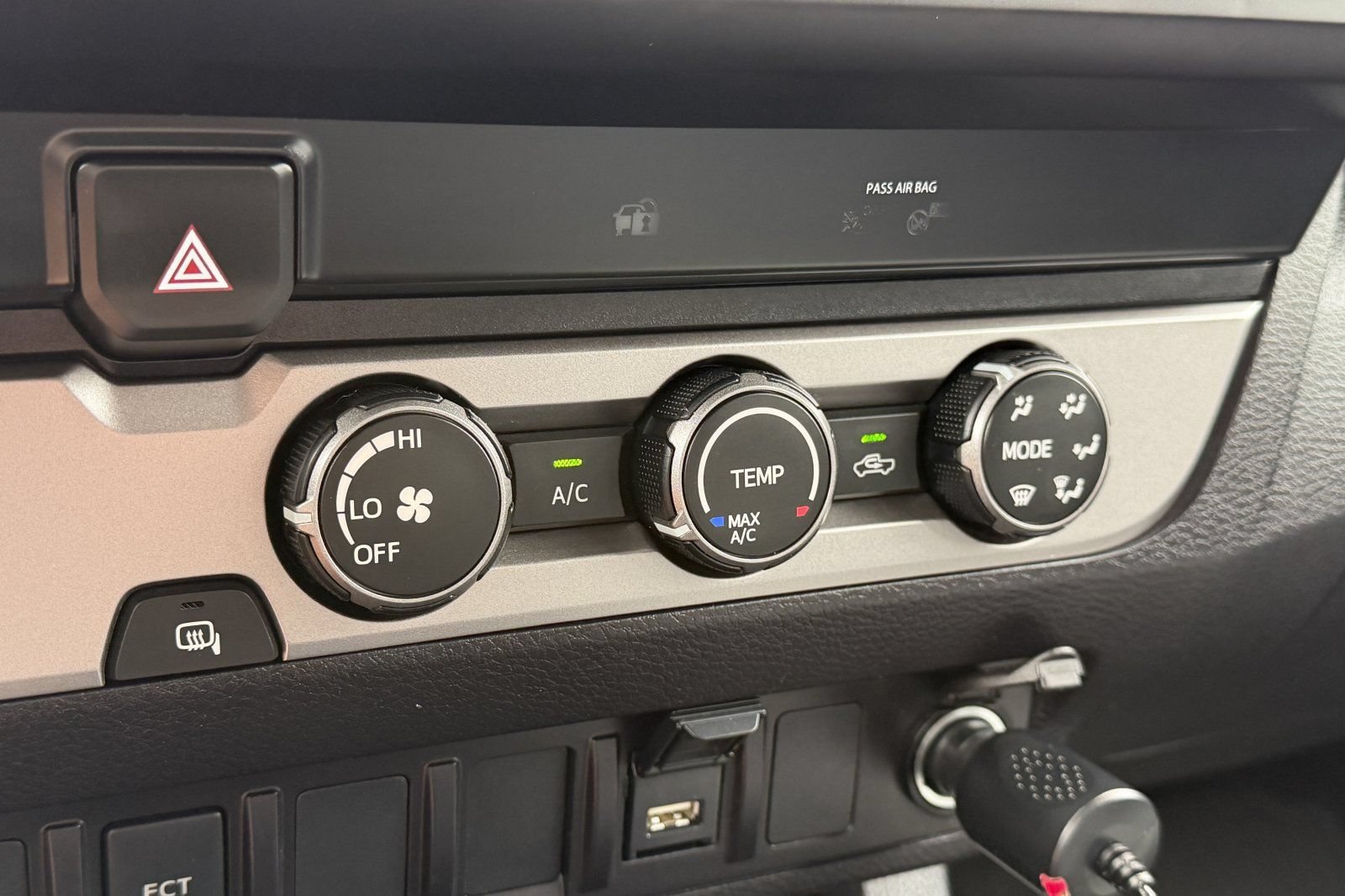 Used 2021 Toyota Tacoma SR RWD image 19