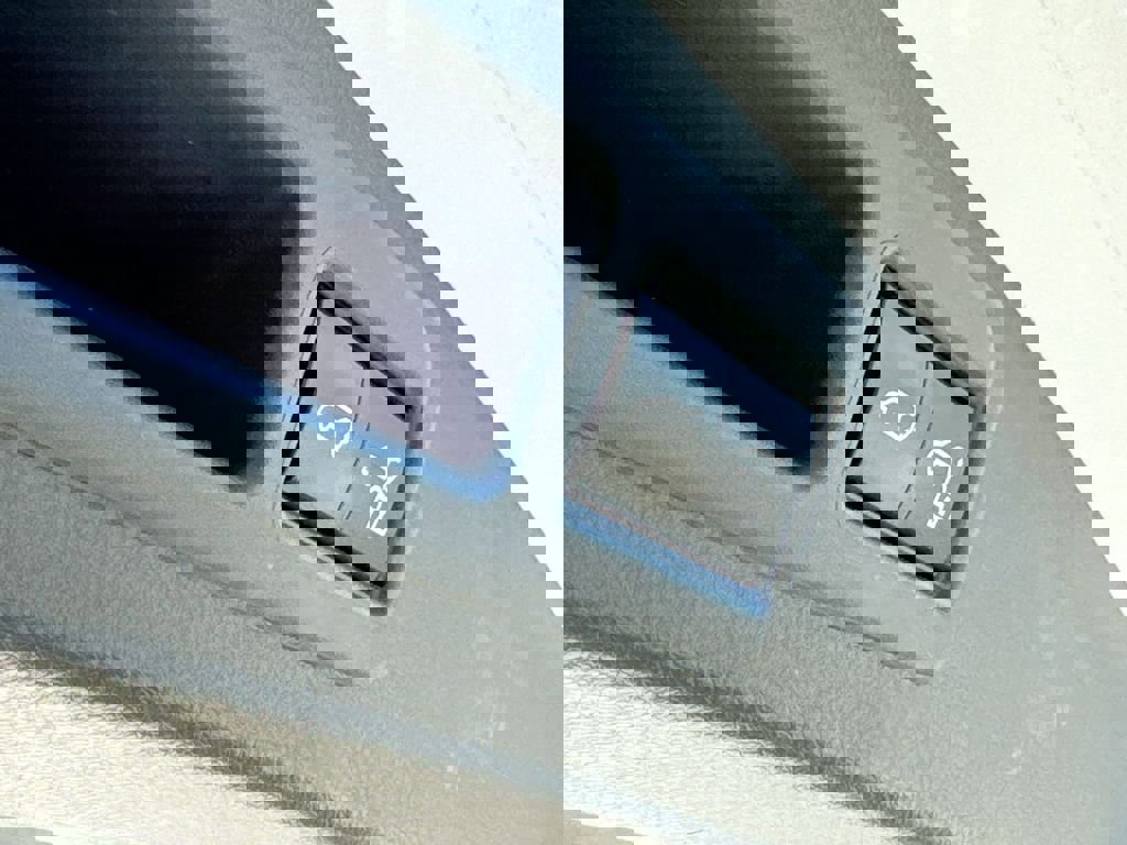 Used 2023 Lexus RX 350 Premium Plus w/ Cold Area Package image 36