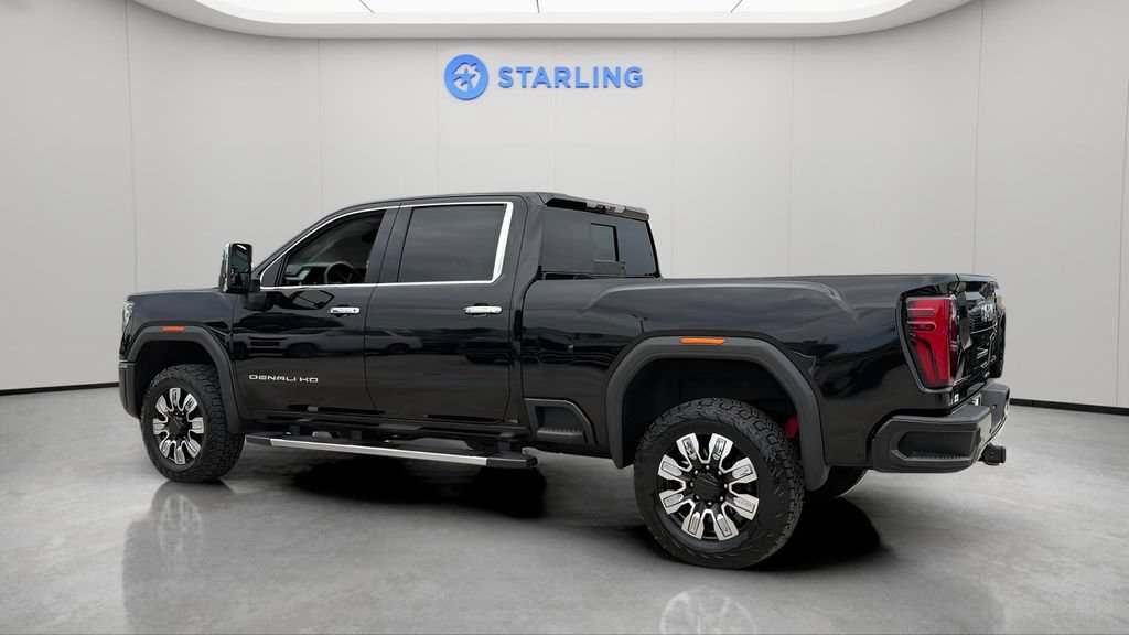 Used 2024 GMC Sierra 2500 Denali AWD/4WD image 4