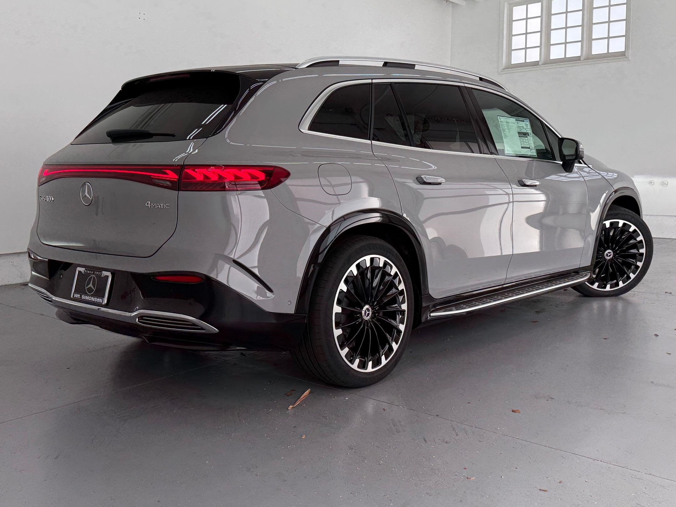 New 2027 Mercedes-Benz EQS 400 4MATIC SUV image 8