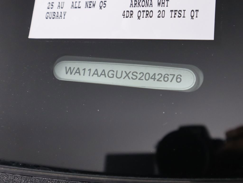 Used 2025 Audi Q5 Premium w/ Convenience Package image 35