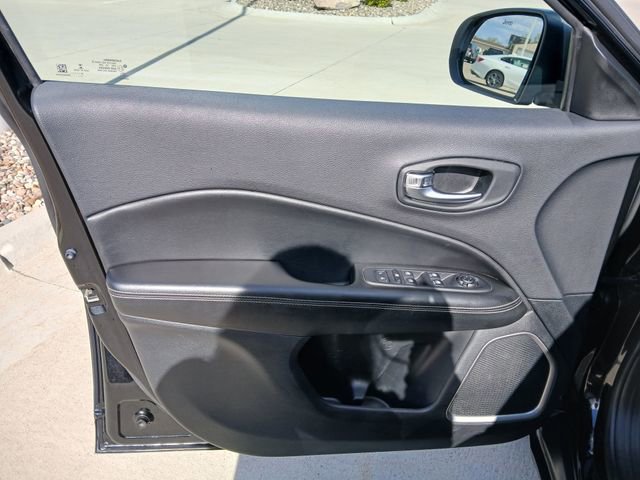 Used 2021 Jeep Compass Latitude AWD/4WD image 12