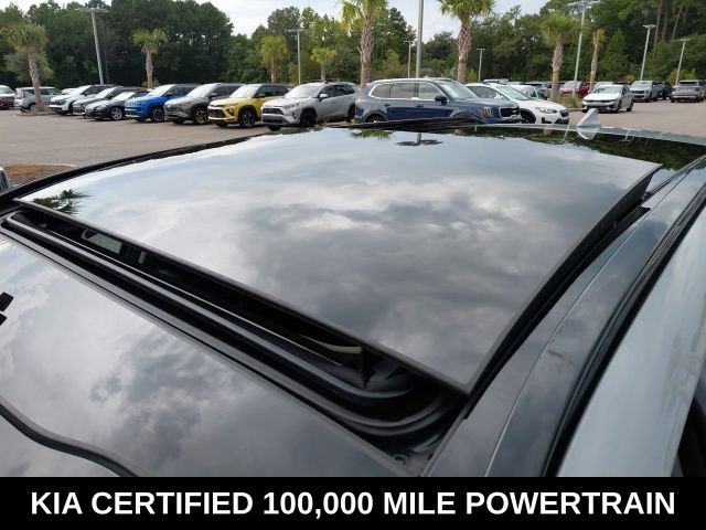 Certified 2023 Kia Sorento SX FWD image 35