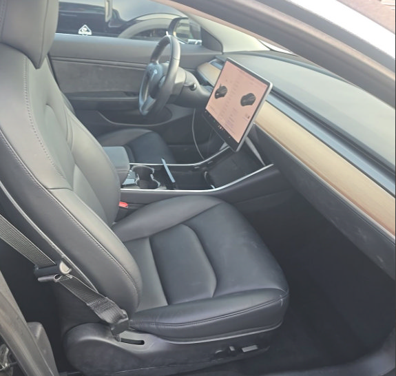 Used 2018 Tesla Model 3 Long Range AWD/4WD image 4