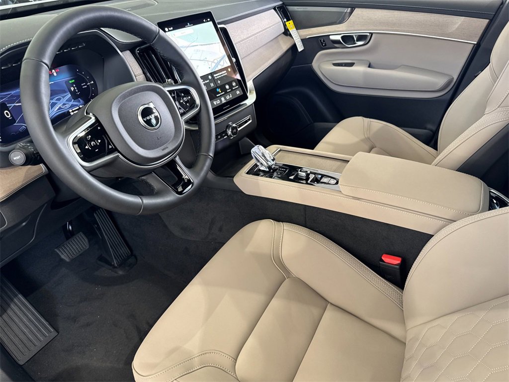 New 2026 Volvo XC90 T8 Plus image 9