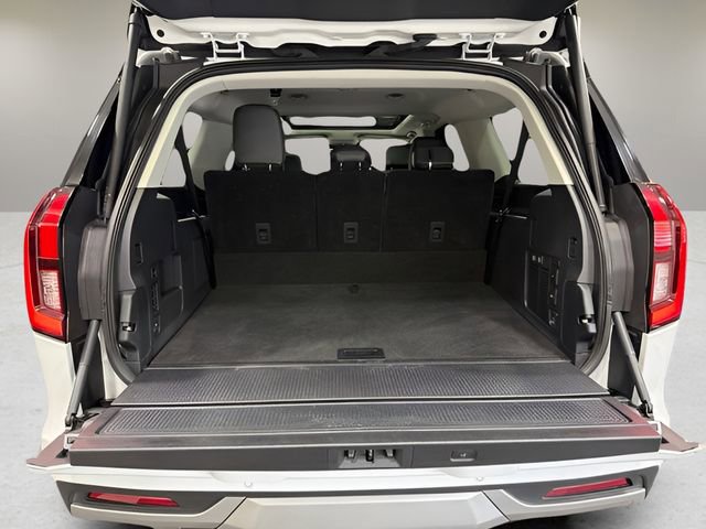 Used 2025 Ford Expedition Max Platinum AWD/4WD image 37