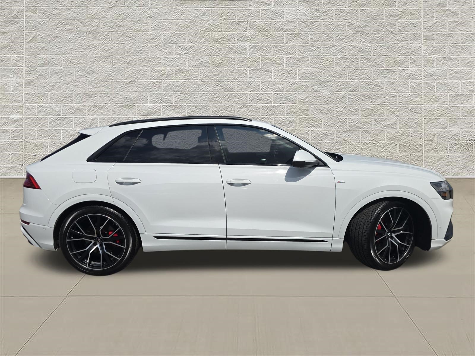 Used 2020 Audi Q8 Premium Plus w/ Premium Plus Package AWD/4WD image 8
