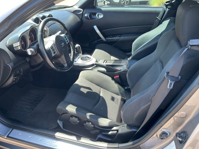 Used 2007 Nissan 350Z Enthusiast w/ Cargo Convenience Pkg image 2