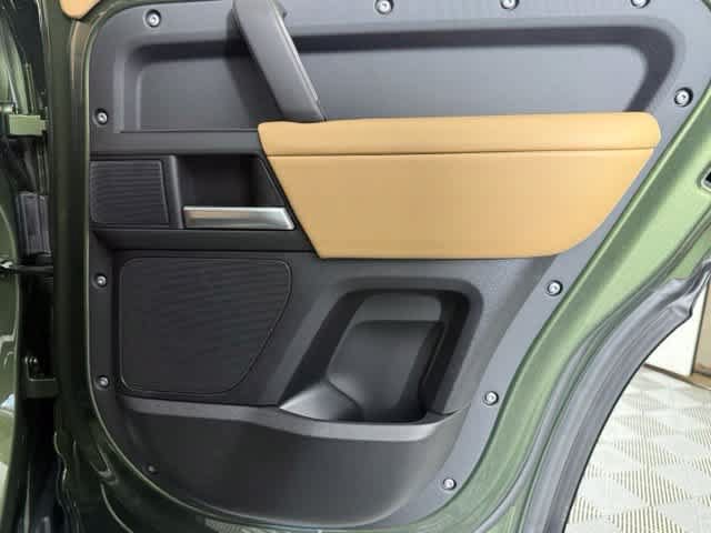 New 2026 Land Rover Defender 110 S AWD/4WD image 28