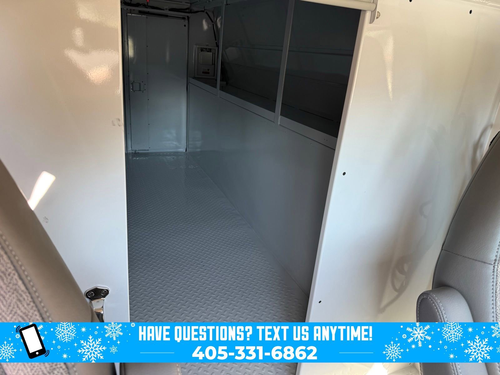 New 2025 Chevrolet Express 3500 w/ Power Convenience Package image 26