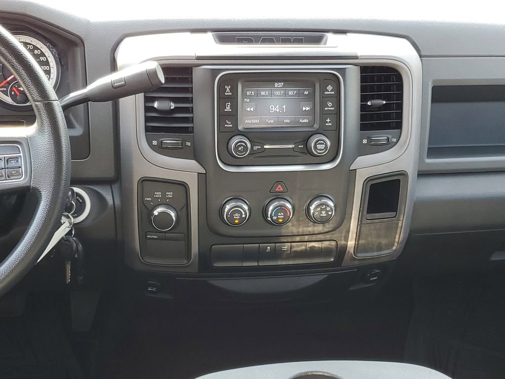 Used 2014 RAM 1500 Express AWD/4WD image 24