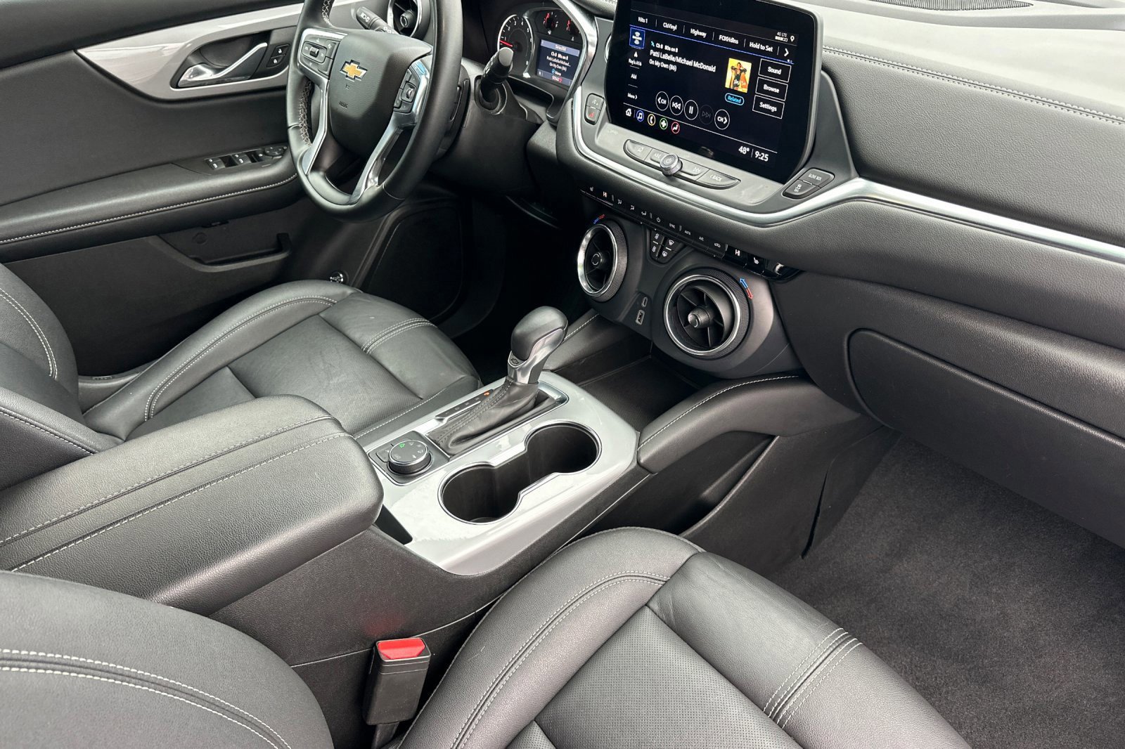 Used 2024 Chevrolet Blazer LT image 16