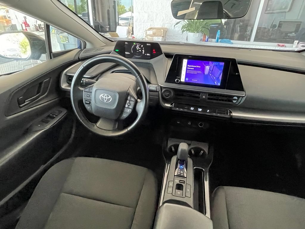 Used 2023 Toyota Prius LE FWD image 20