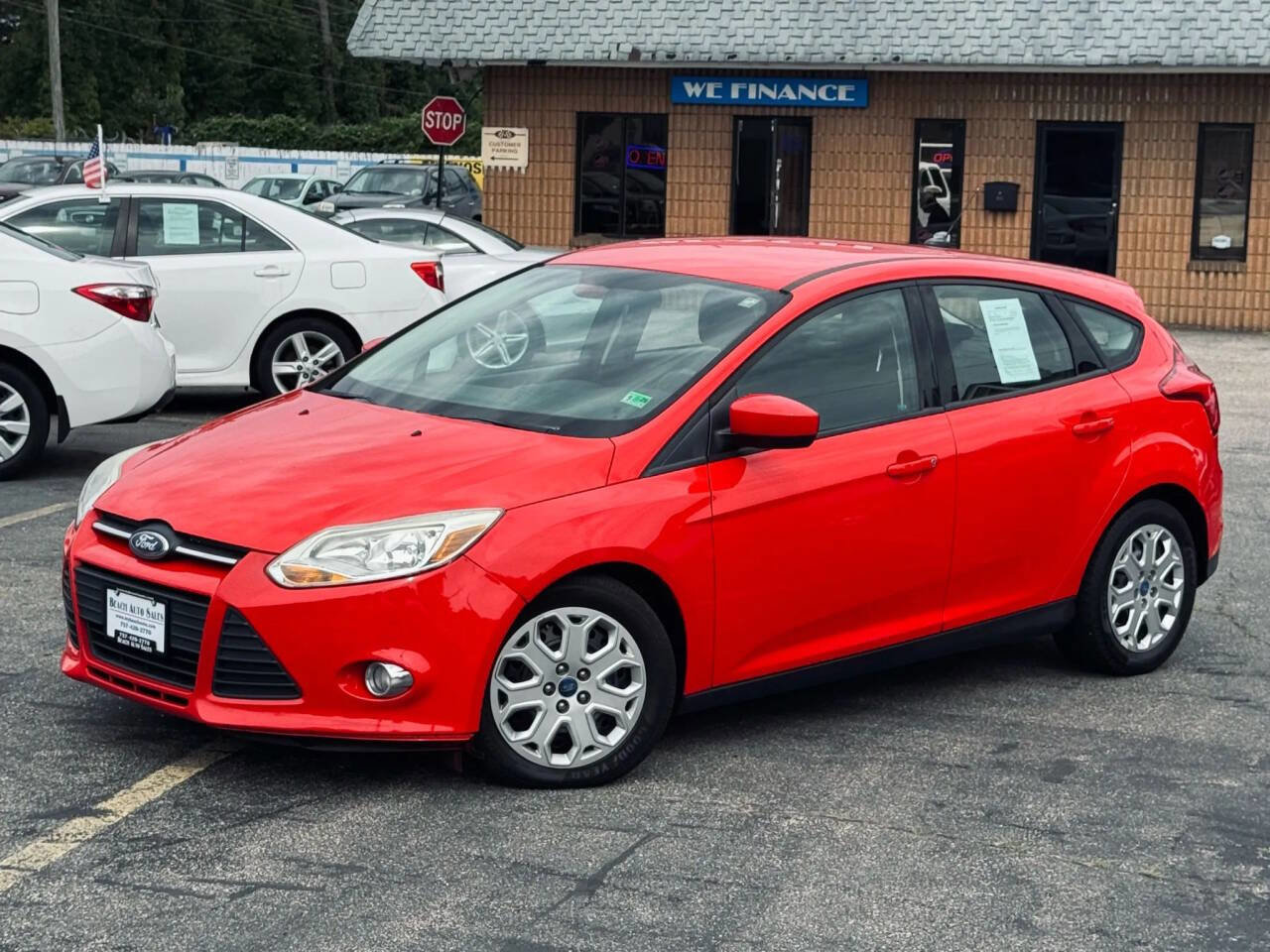 Used 2012 Ford Focus SE image 2