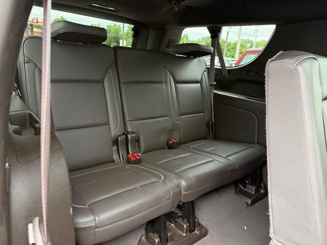 Used 2024 GMC Yukon XL Denali RWD image 18