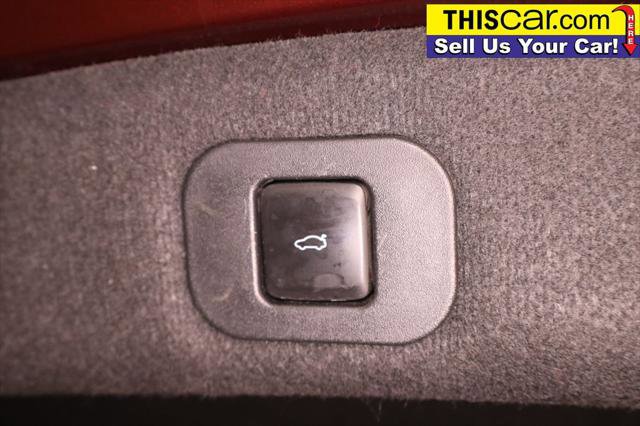 Used 2020 Lincoln Continental w/ Premium Package image 29