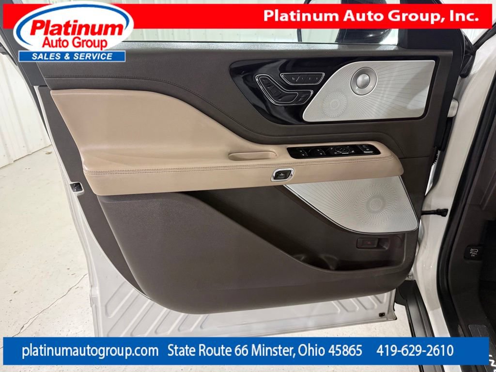 Used 2020 Lincoln Aviator Reserve w/ Equipment Group 202A AWD/4WD image 26