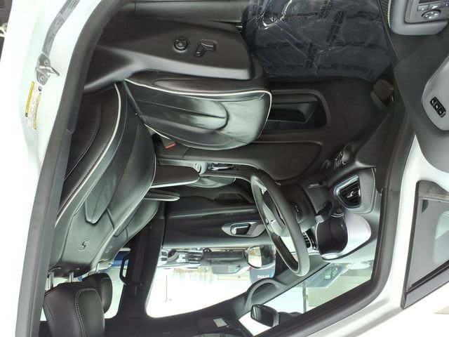 Used 2025 Chrysler Pacifica Limited FWD image 11