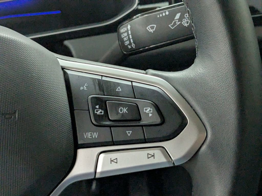 Used 2025 Volkswagen Jetta S image 17