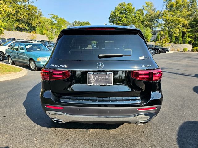 New 2026 Mercedes-Benz GLB 250 4MATIC image 8
