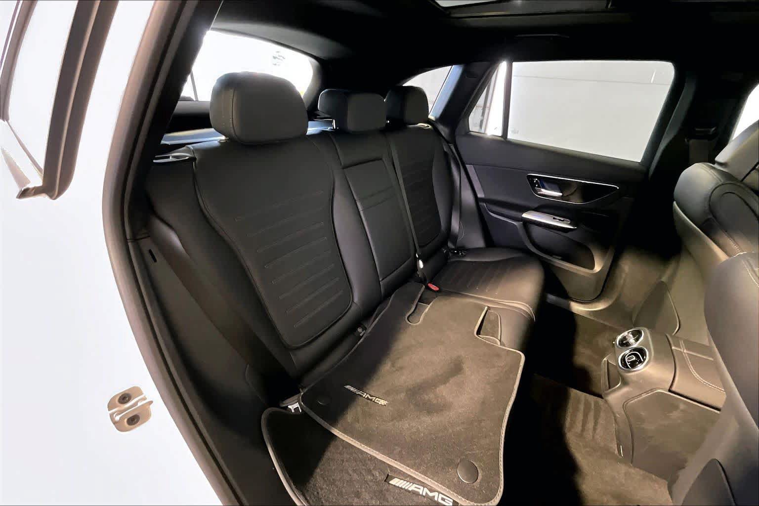 Used 2025 Mercedes-Benz GLC 300 4MATIC image 20