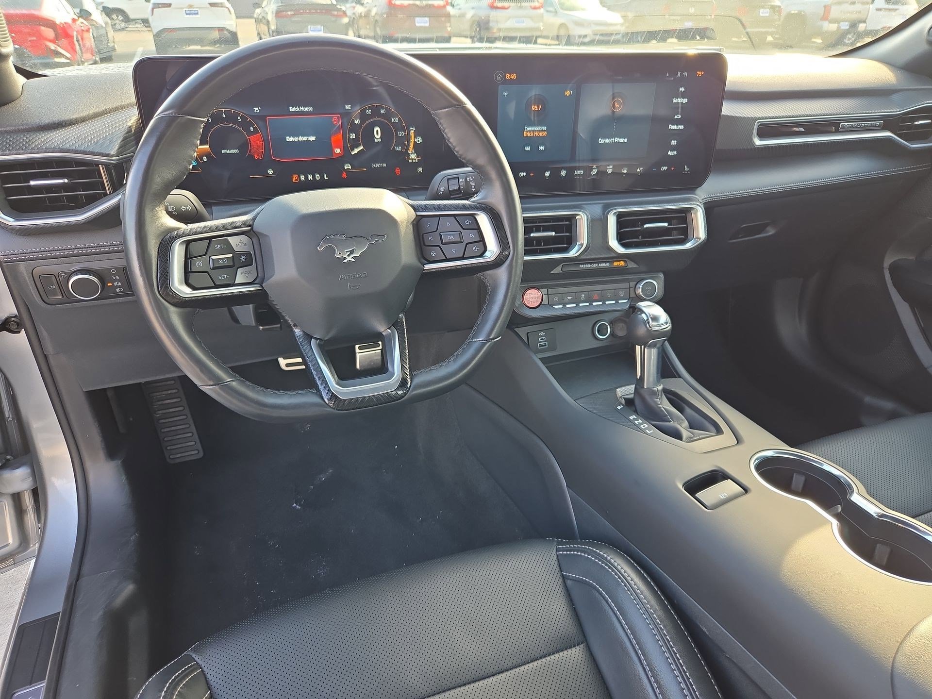 Used 2025 Ford Mustang Premium RWD image 28