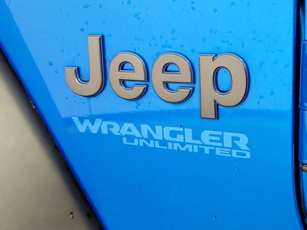 Used 2022 Jeep Wrangler Unlimited Rubicon 4xe w/ Cold Weather Group AWD/4WD image 8