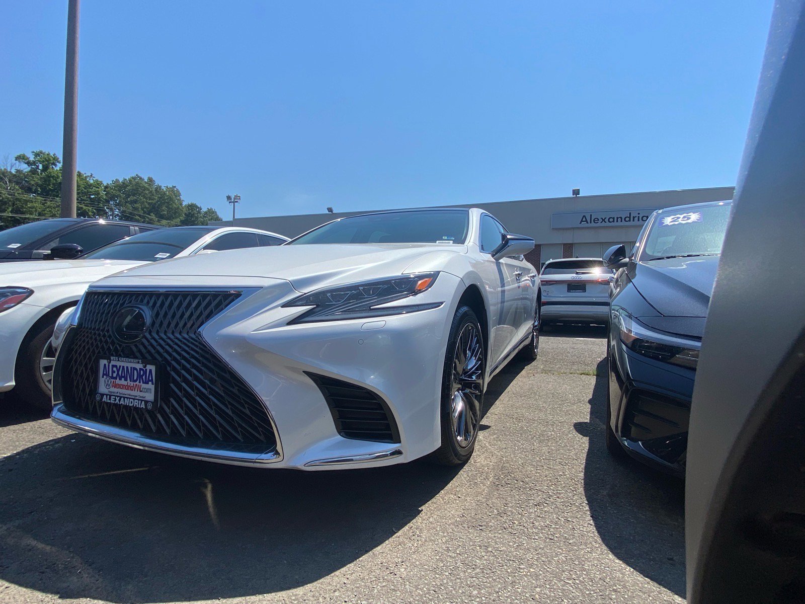 Used 2018 Lexus LS 500 AWD w/ Luxury Package