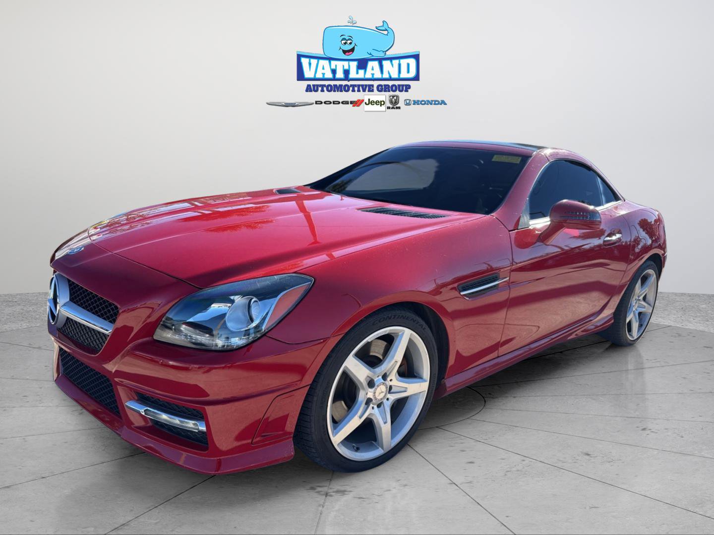 Used 2015 Mercedes-Benz SLK 250 w/ Premium Package image 37
