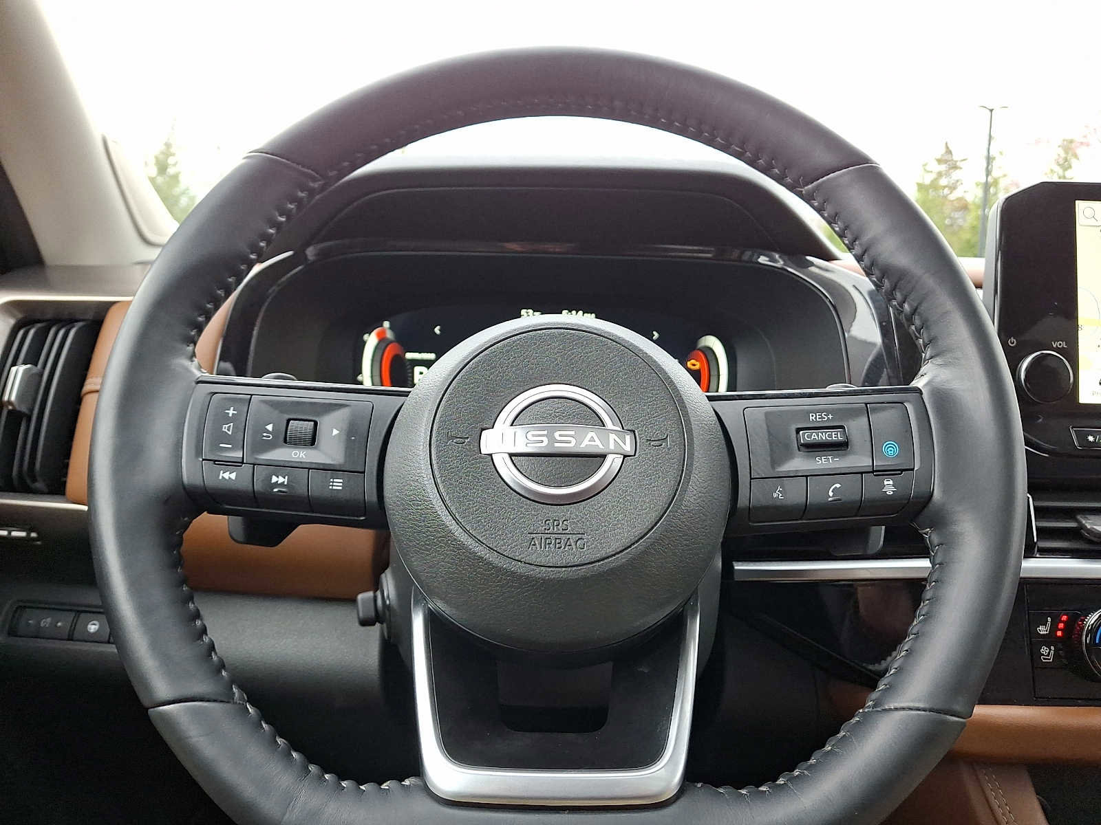Used 2022 Nissan Pathfinder Platinum w/ Cargo Package AWD/4WD image 20