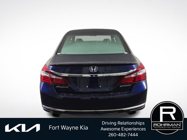 Used 2017 Honda Accord Sport image 7