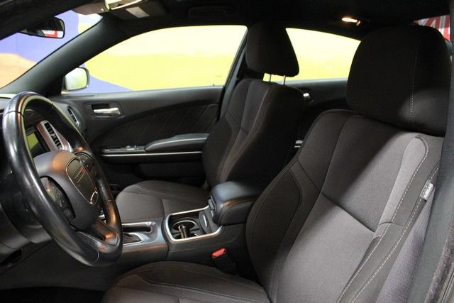 Used 2022 Dodge Charger SXT RWD image 18
