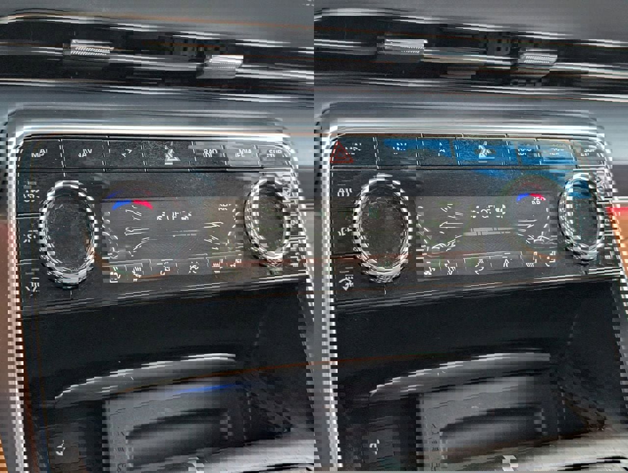 Used 2023 Genesis GV80 3.5T w/ Prestige Package image 14