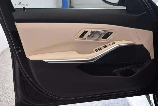 New 2026 BMW 330i xDrive Sedan w/ Premium Package AWD/4WD image 20