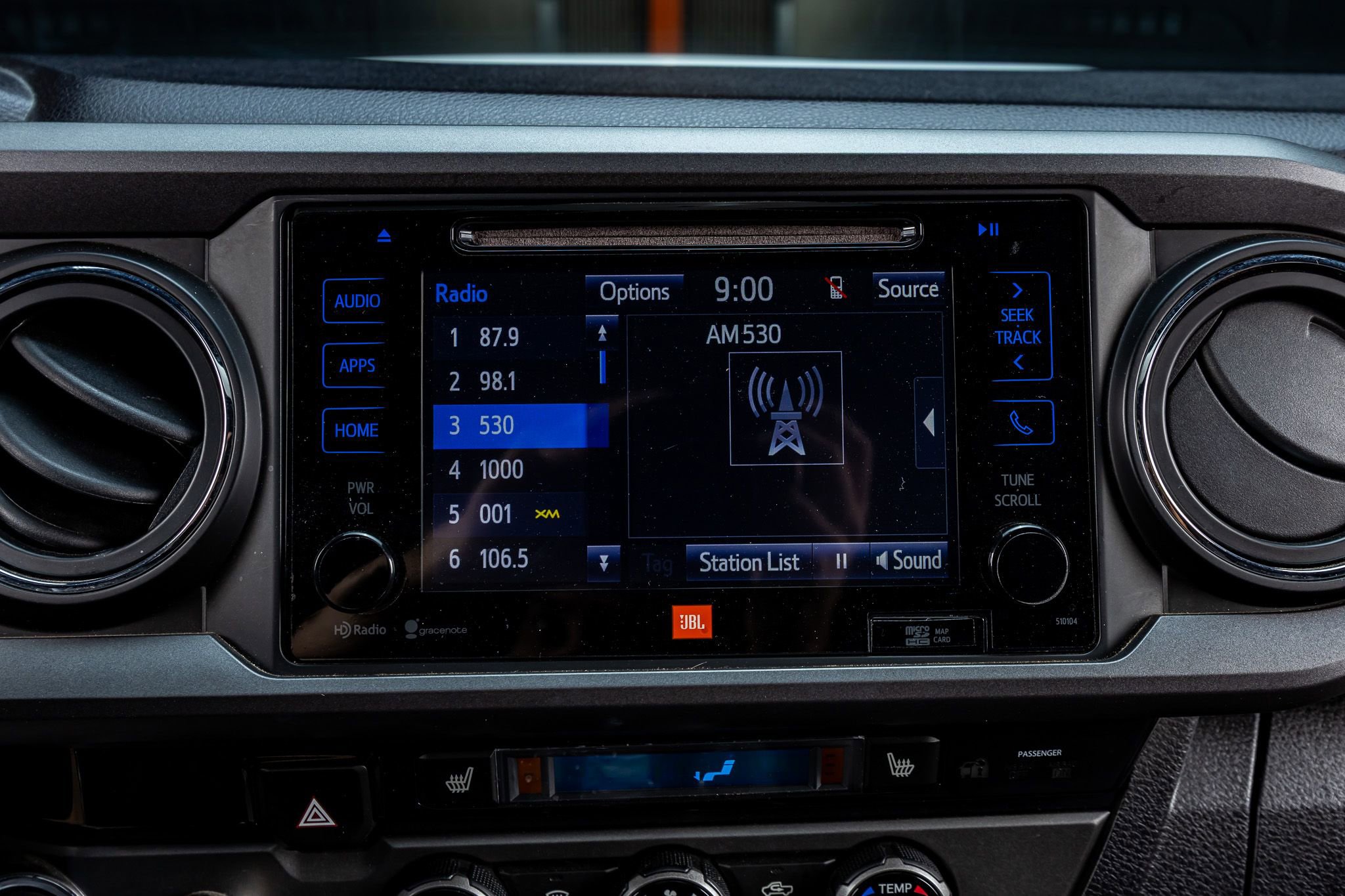 Used 2016 Toyota Tacoma TRD Sport image 24