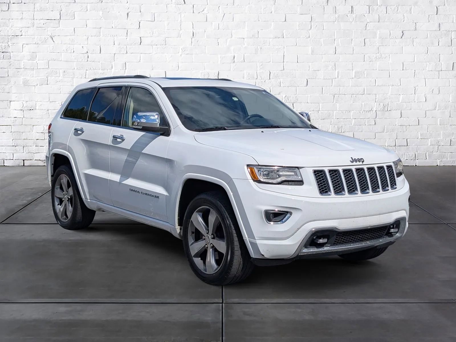Used 2015 Jeep Grand Cherokee Overland