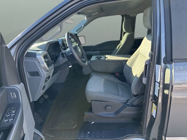 Used 2022 Ford F150 XLT w/ Trailer Tow Package AWD/4WD image 11