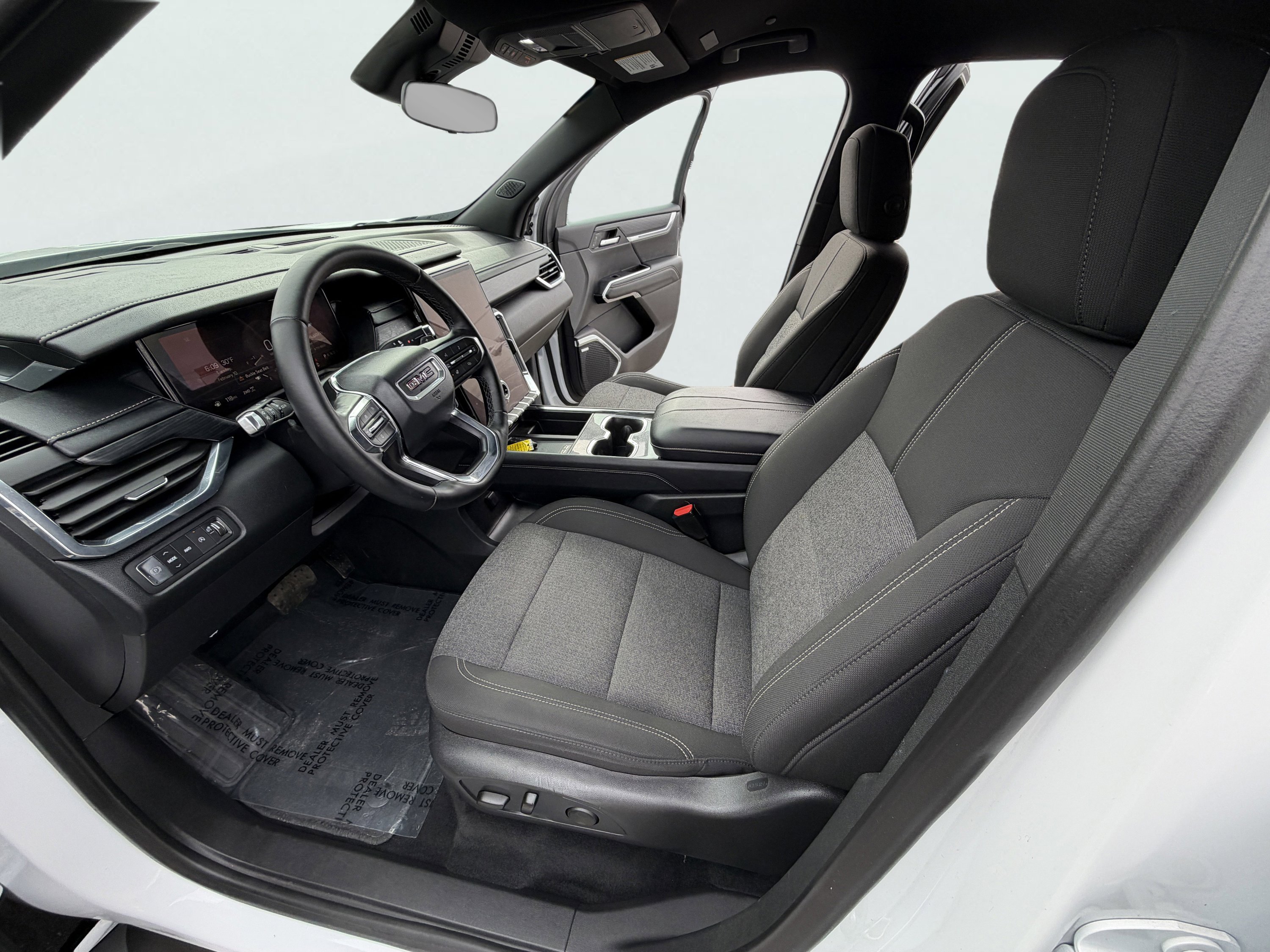 Used 2025 GMC Acadia Elevation image 8