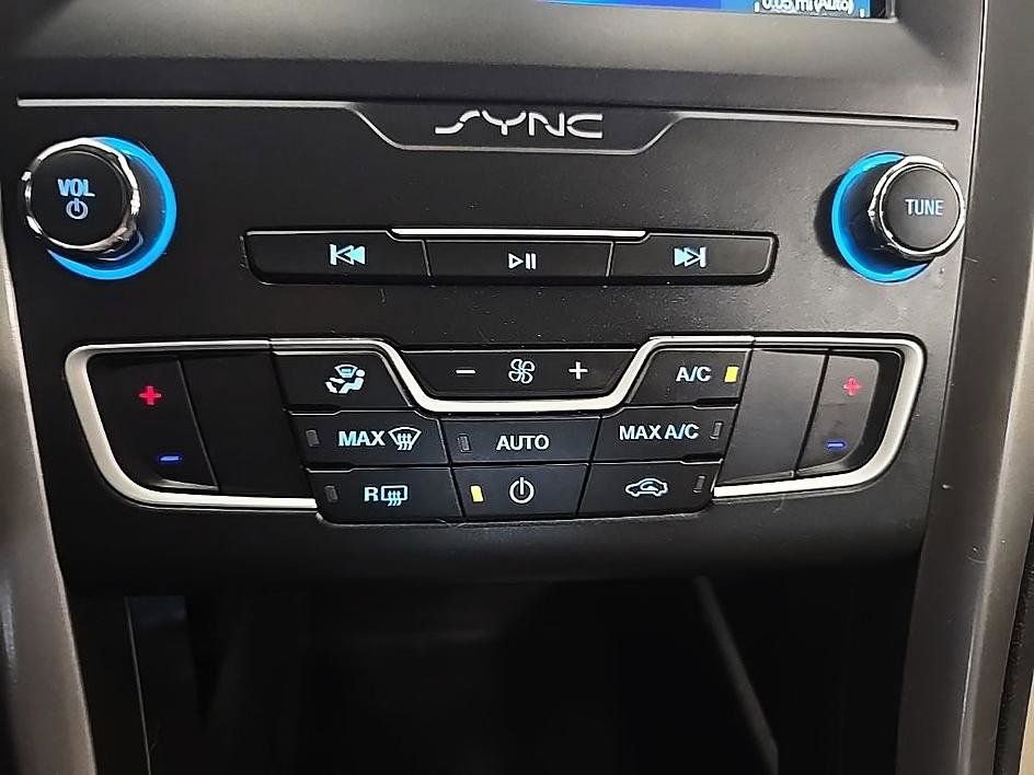 Used 2019 Ford Fusion S image 25