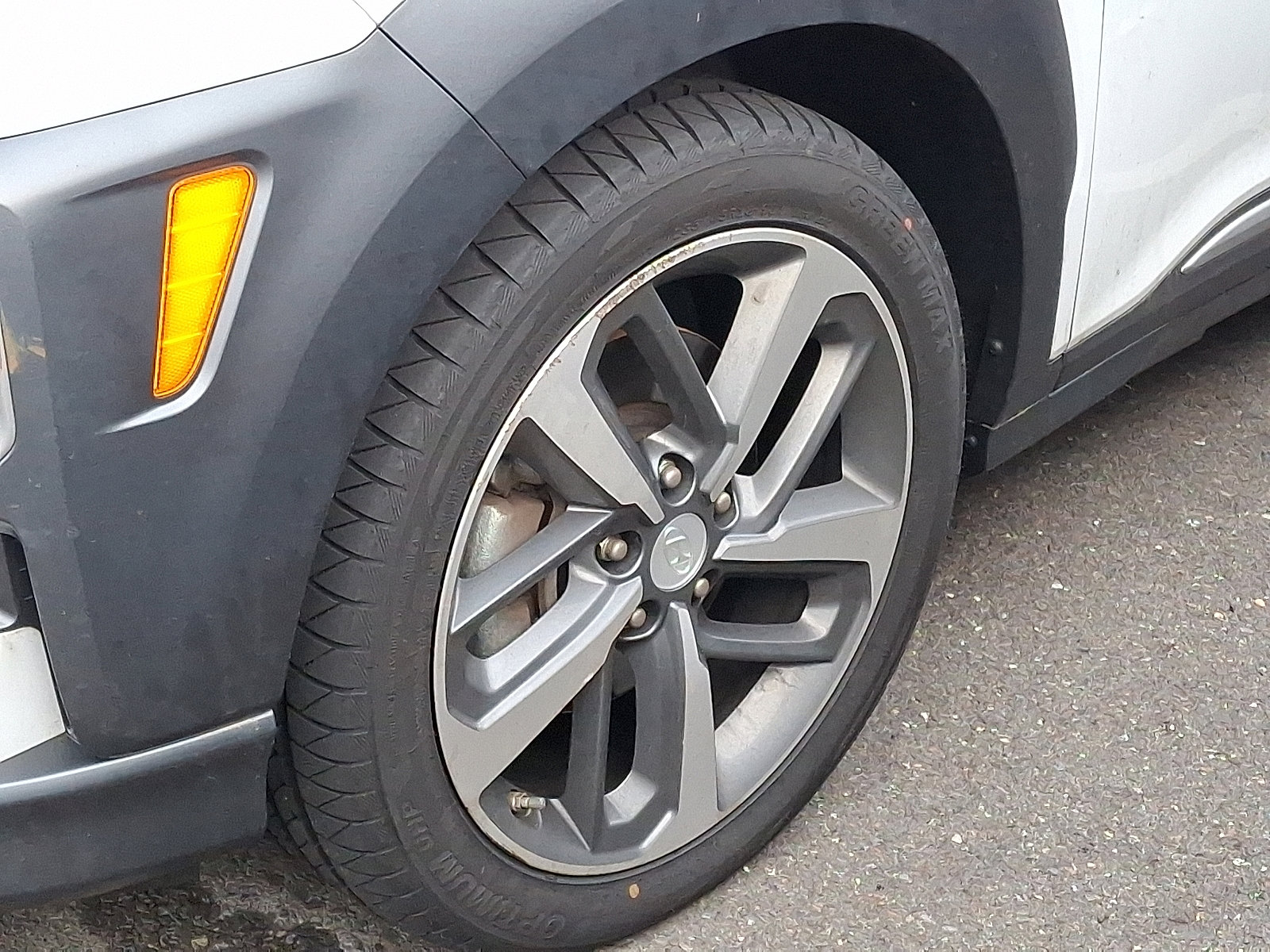 Used 2020 Hyundai Kona Limited image 6