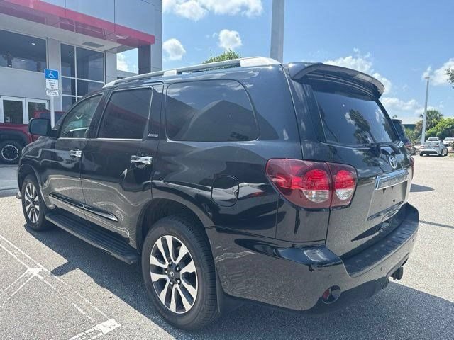 Used 2019 Toyota Sequoia Limited w/ Safety & Convenience Package AWD/4WD image 6