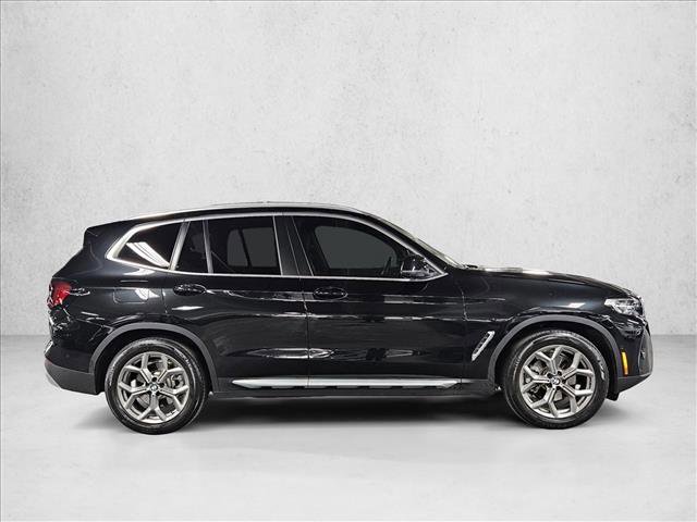 Used 2024 BMW X3 sDrive30i w/ Premium Package w/ZPA image 4