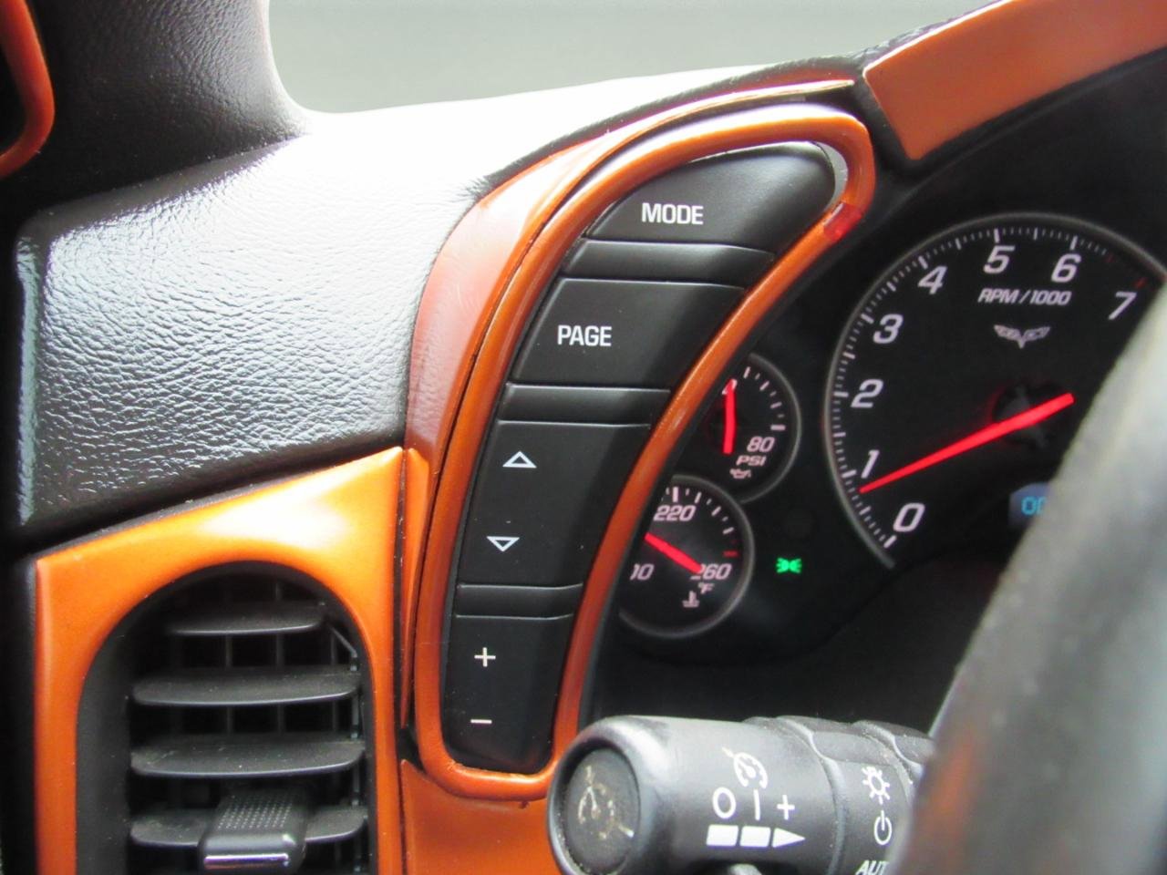 Used 2007 Chevrolet Corvette Coupe w/ Preferred Equipment Group image 30