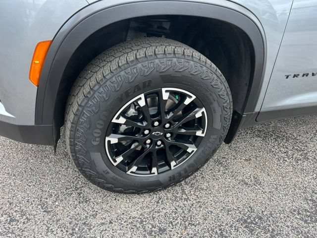 Used 2025 Chevrolet Traverse Z71 w/ Driver Confidence Package AWD/4WD image 10