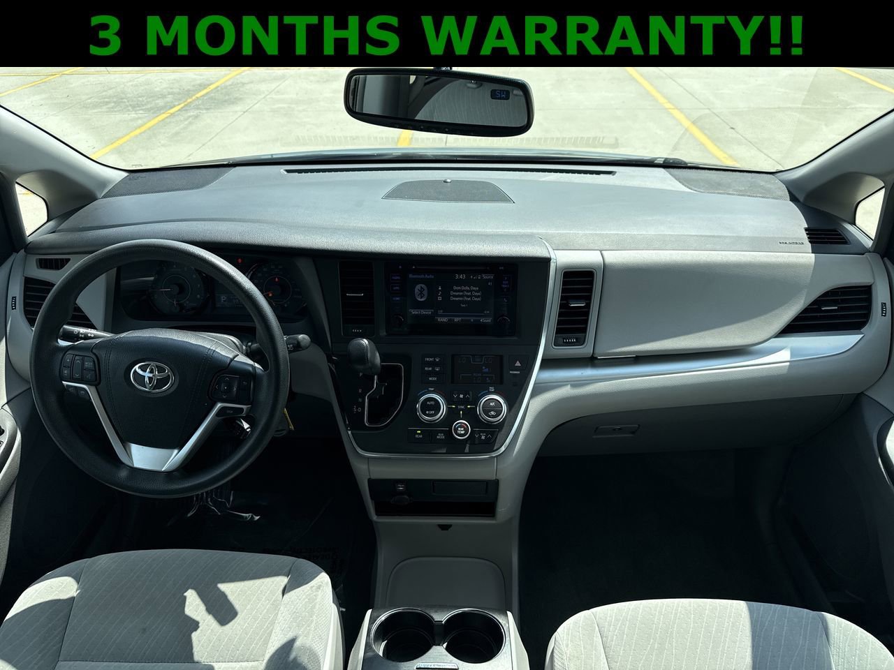 Used 2017 Toyota Sienna LE FWD image 37