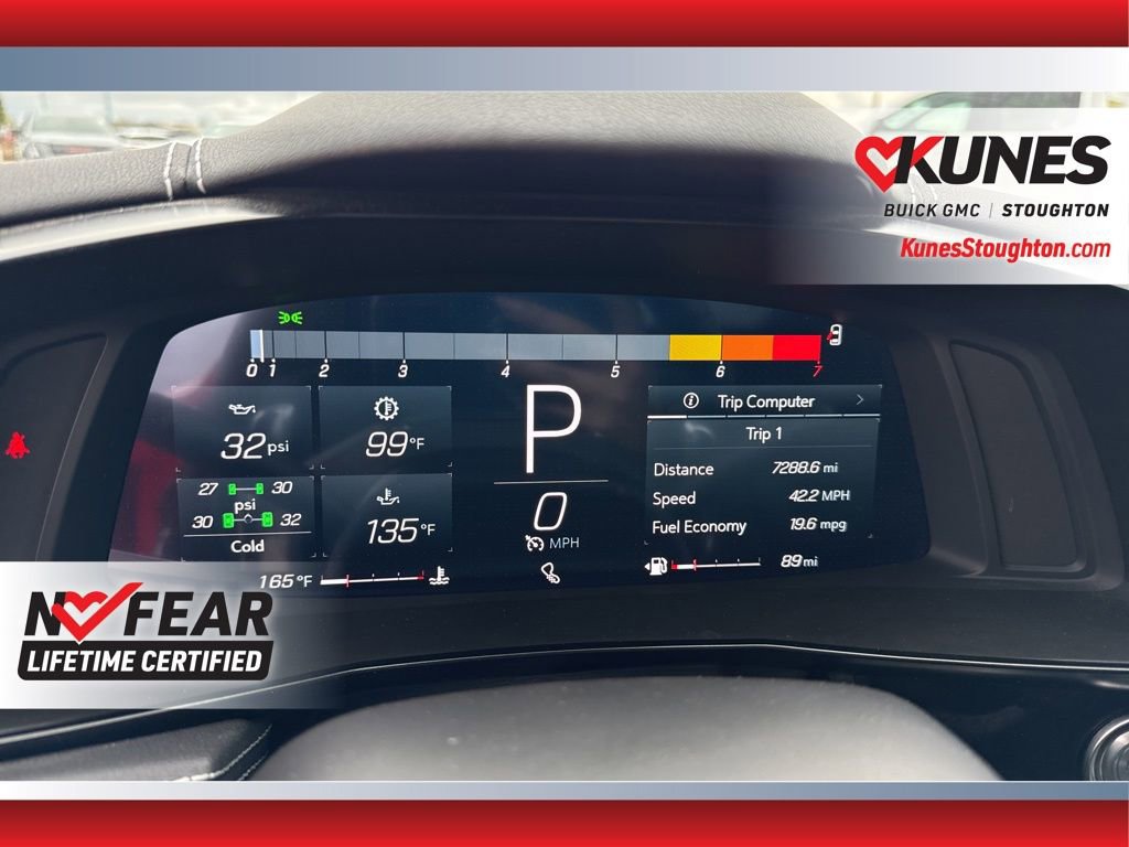 Used 2022 Chevrolet Corvette Stingray Preferred Conv w/ Z51 Performance Package RWD image 33