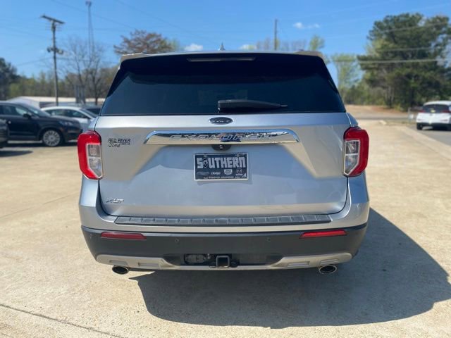Used 2020 Ford Explorer XLT w/ Equipment Group 202A image 7
