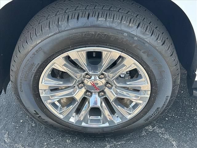 Certified 2026 GMC Yukon XL Denali w/ LPO, Floor Liner Package AWD/4WD image 37