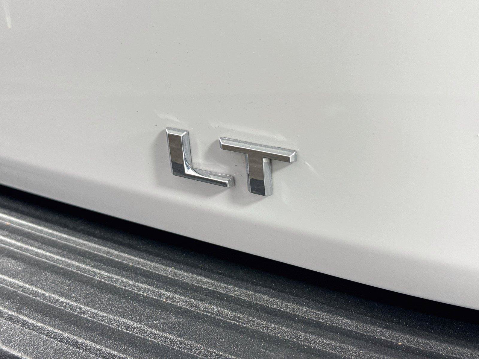 Used 2025 Chevrolet Tahoe LT RWD image 15