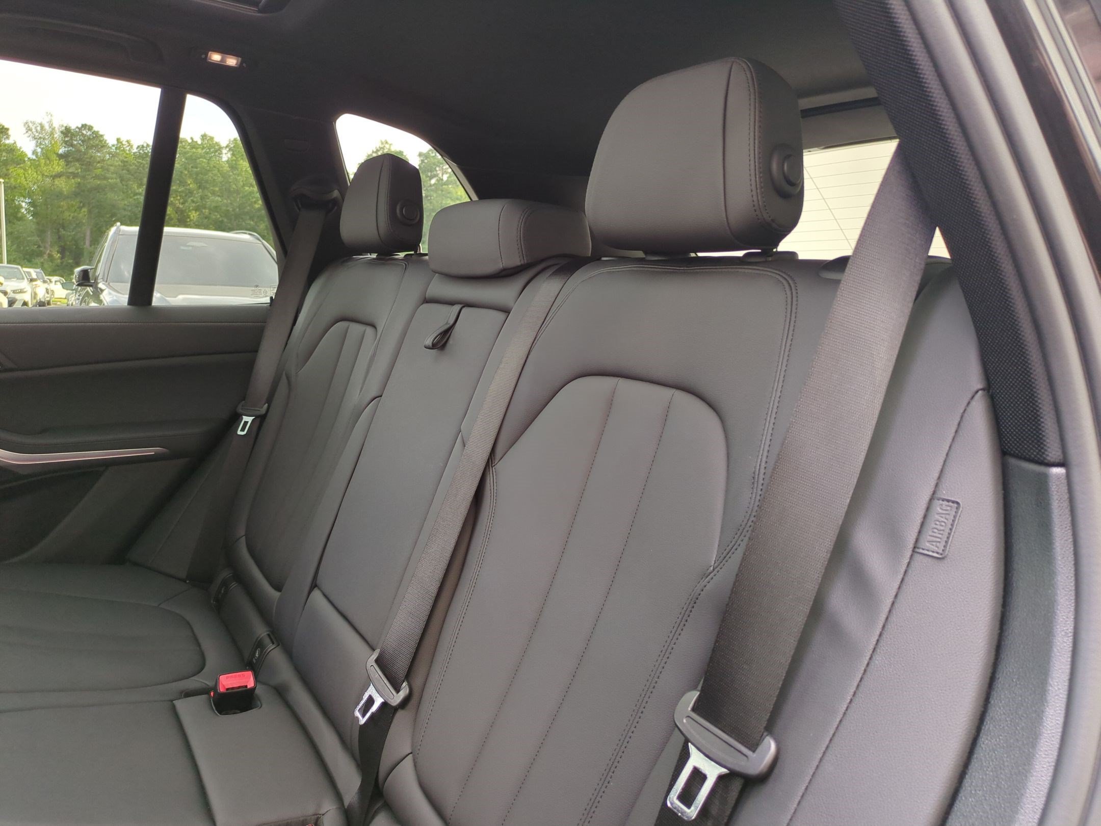 Used 2020 BMW X5 sDrive40i w/ Premium Package RWD image 31